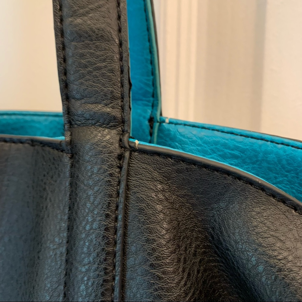 Reversible tote - Picture 3 of 4